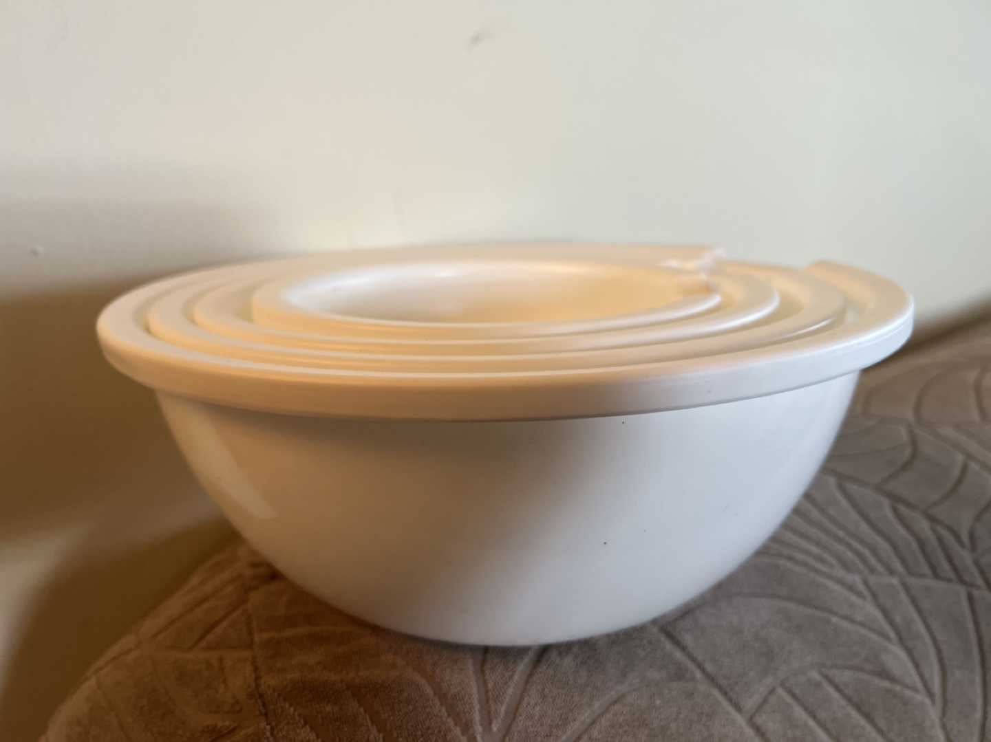 Brand New-White Nesting Mixing Bowls - Set of 4 - photo 2