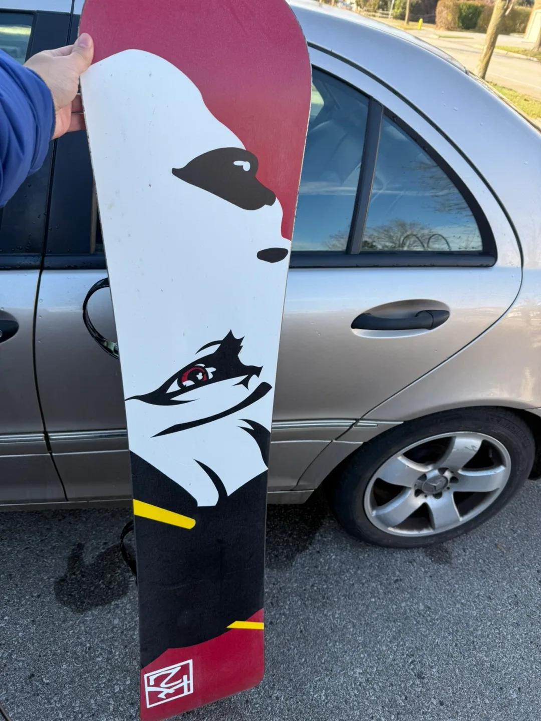 Used Snowboard Package (Bindings Included) image indicator(2)