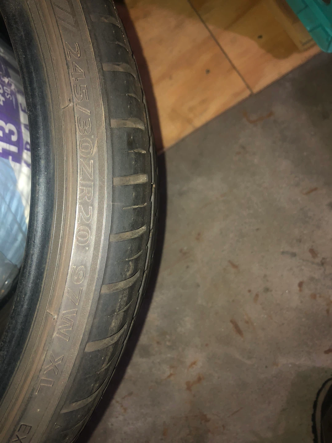Used Tires 245/30ZR20 - photo 2