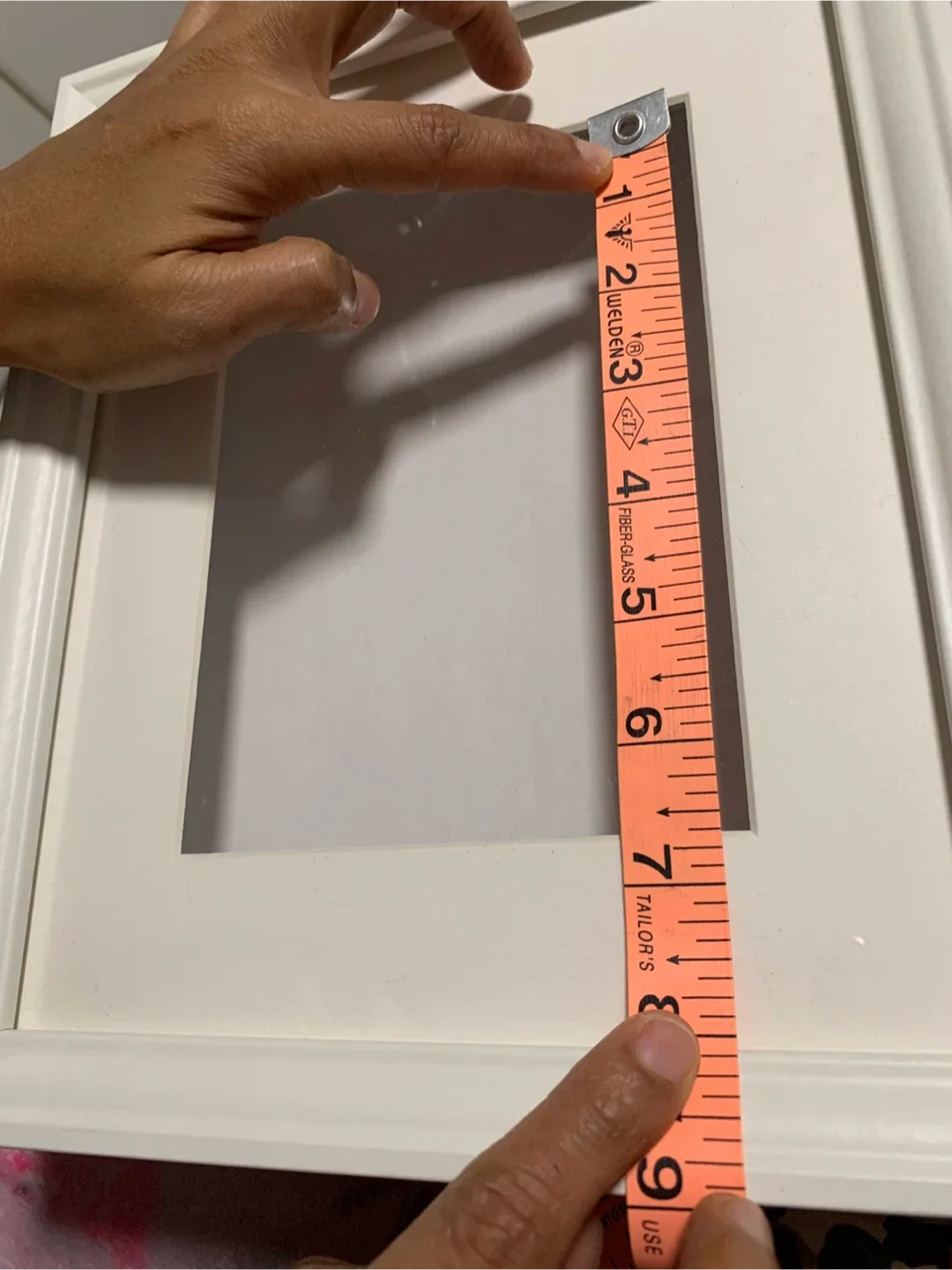 White shadow box image indicator(3)