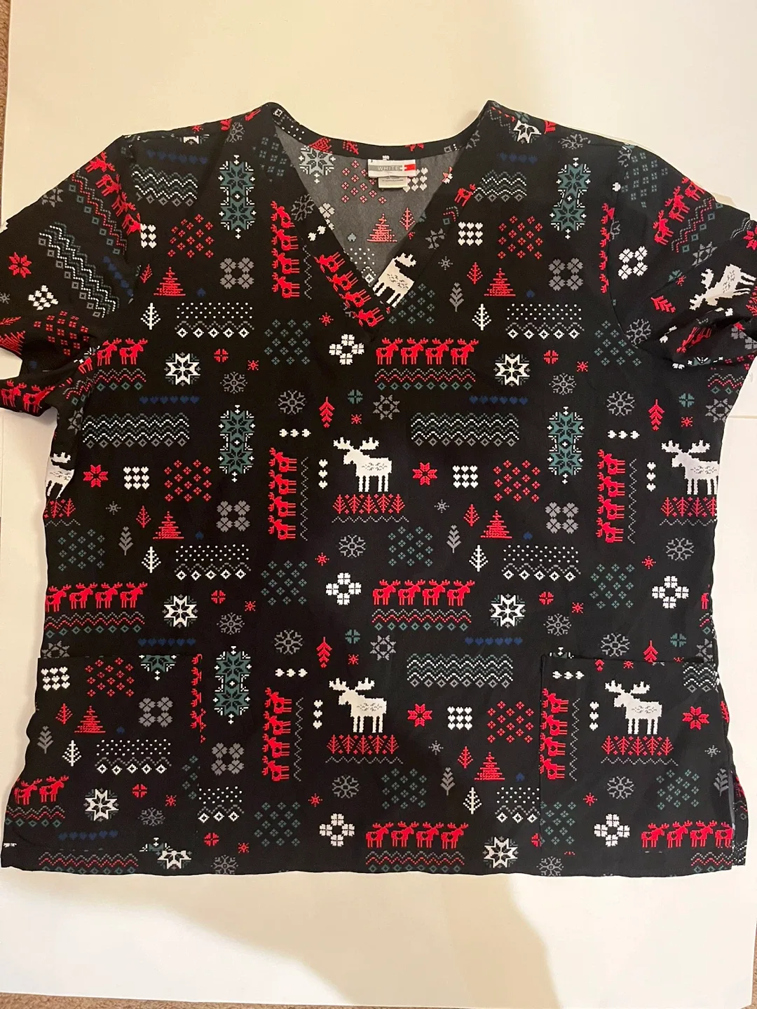 Scrub Top - Holiday Pattern