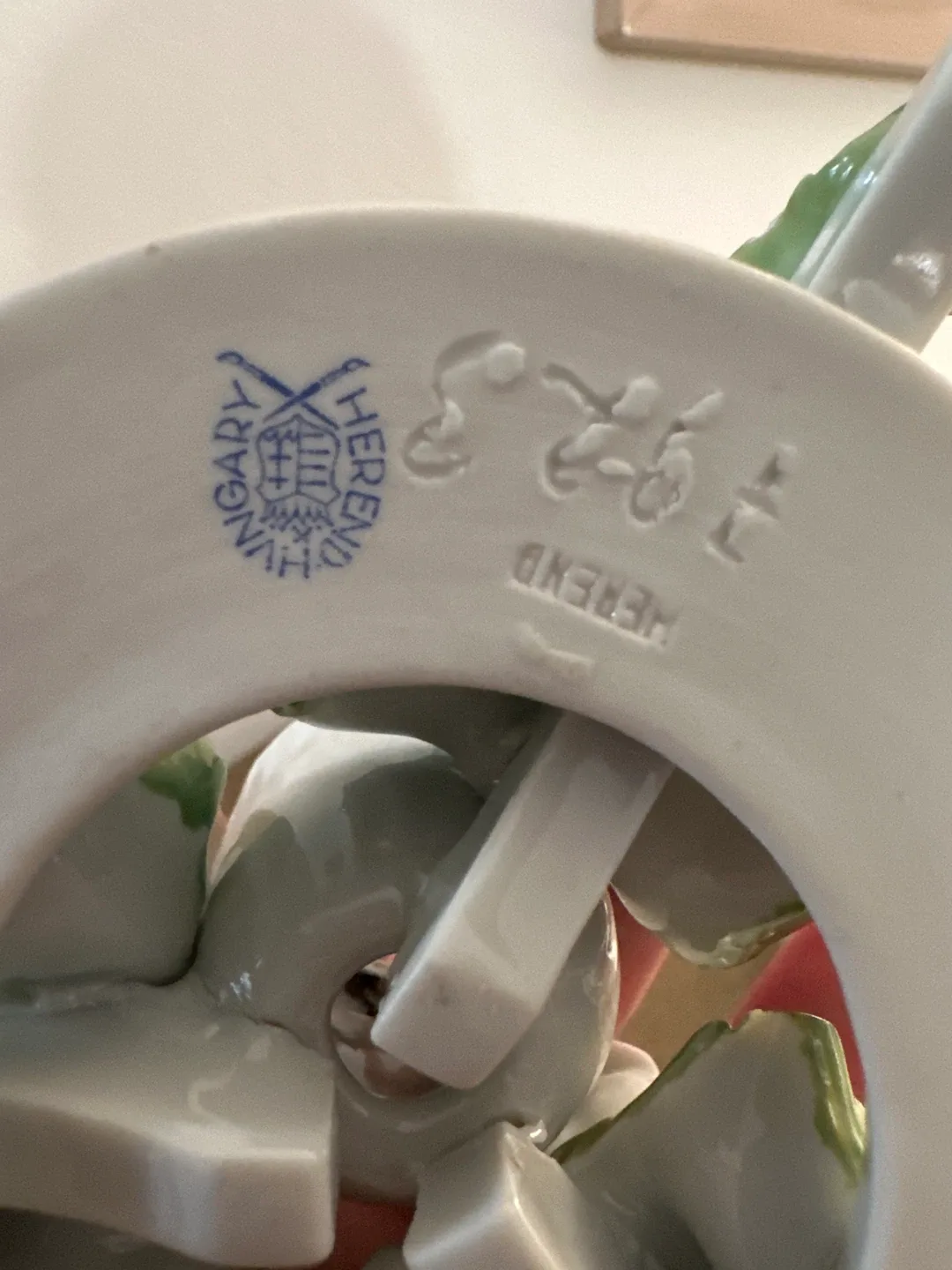 Herend Hungary Porcelain Rose Vase image indicator(3)