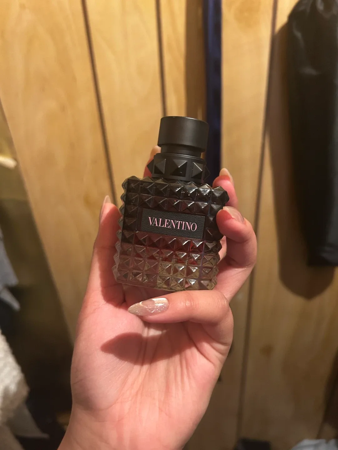 Valentino Donna Born in Roma Intense 50ml image indicator(2)