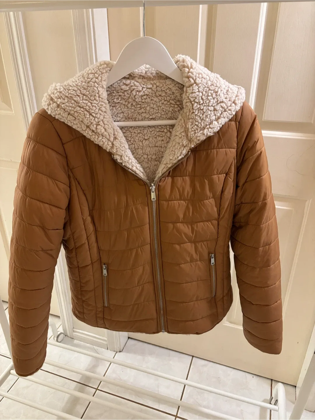 🧥 ✨ Women’s Caramel Fleece-Lined Jacket - Super Cozy! ✨ ❄️ image indicator(10)