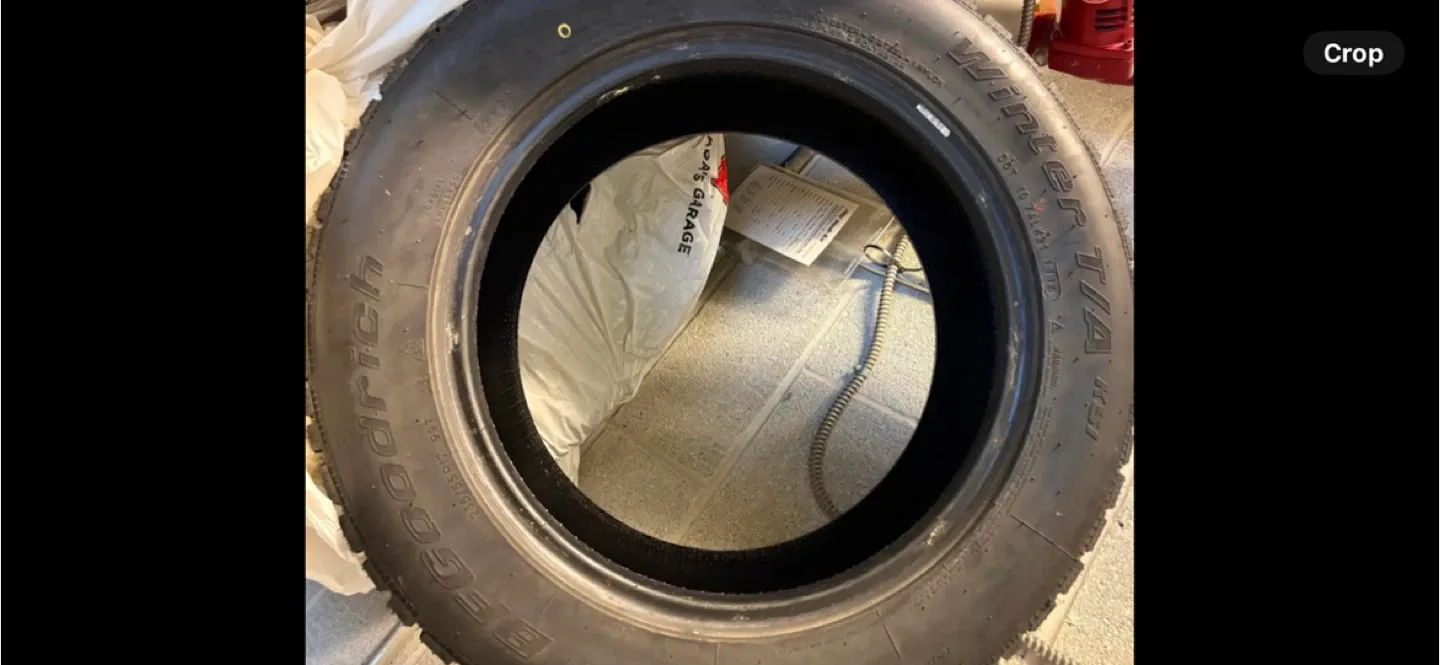 Goodrich 235/55R17 Winter Tire image indicator(3)