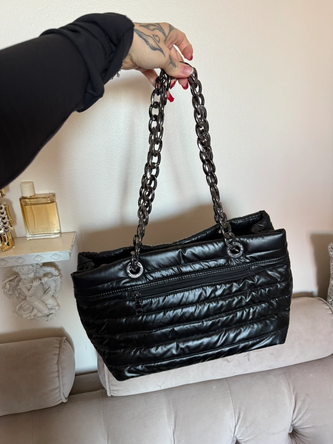 Think Royln Black Puffer Chain Tote Bag - photo 2