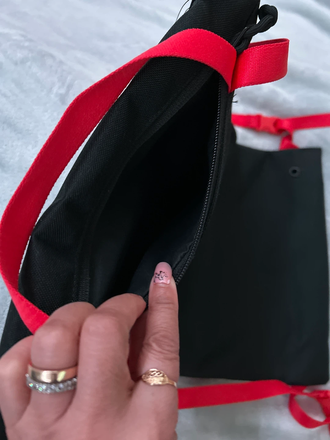 Nike Black & Red Drawstring Backpack - photo 4