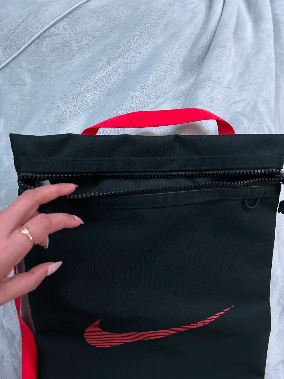 Nike Black & Red Drawstring Backpack - photo 5