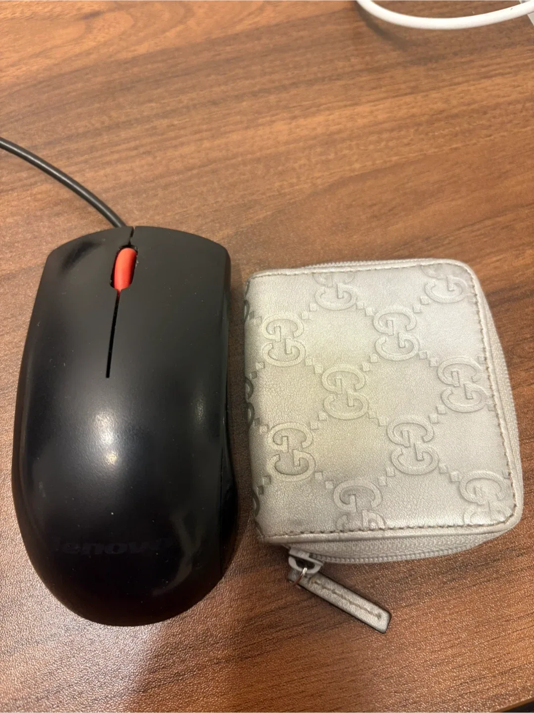 Gucci GG Embossed Leather Zip Around Card Case image indicator(3)