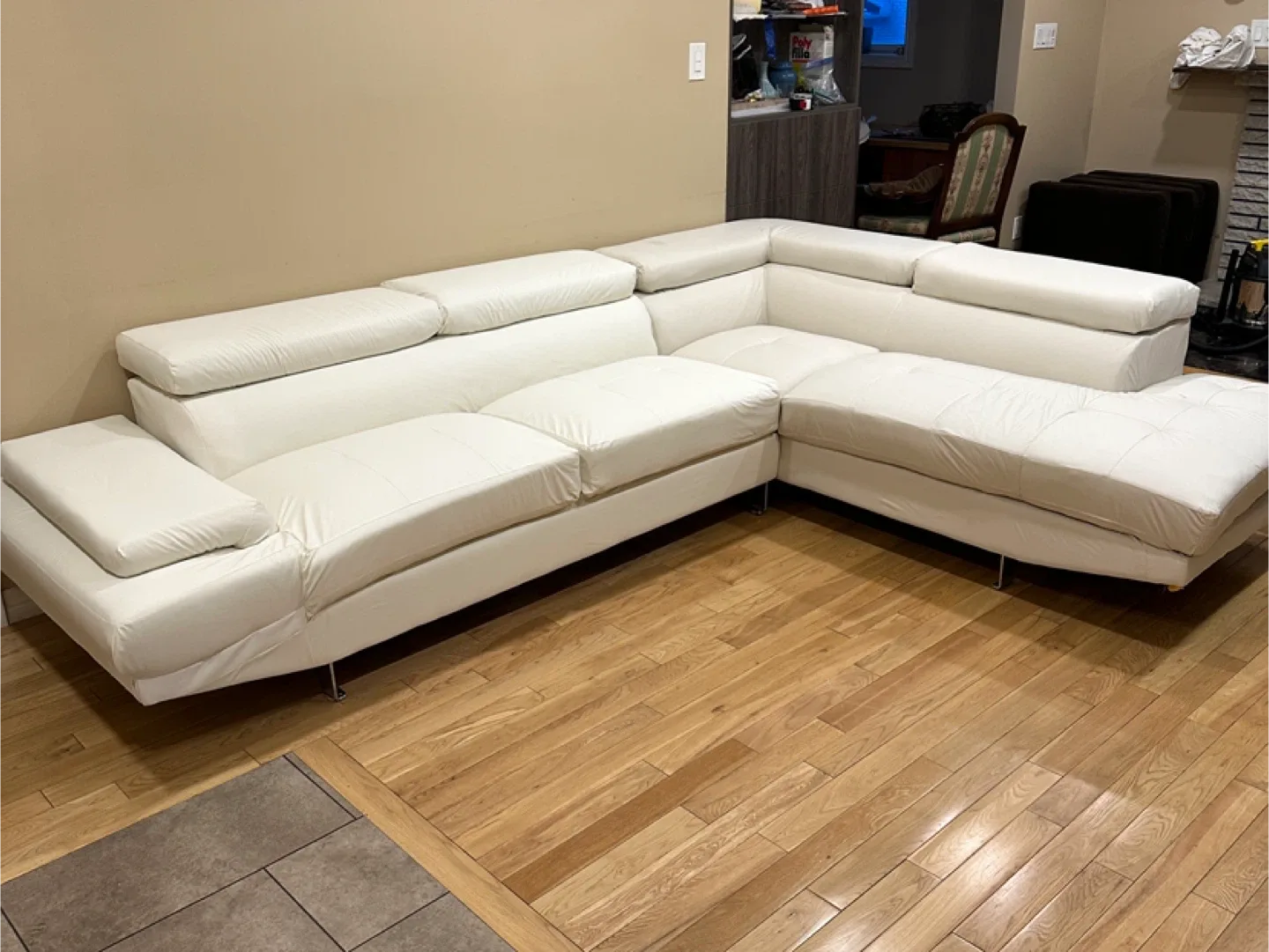 Modern White Air Leather Sectional Sofa (CAN DELIVER)
