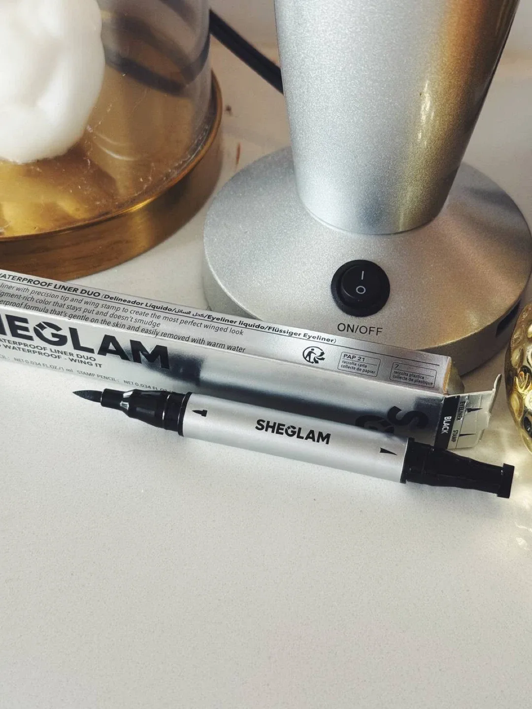 SHEGLAM 2-in-1 Liquid Eyeliner with Stamp