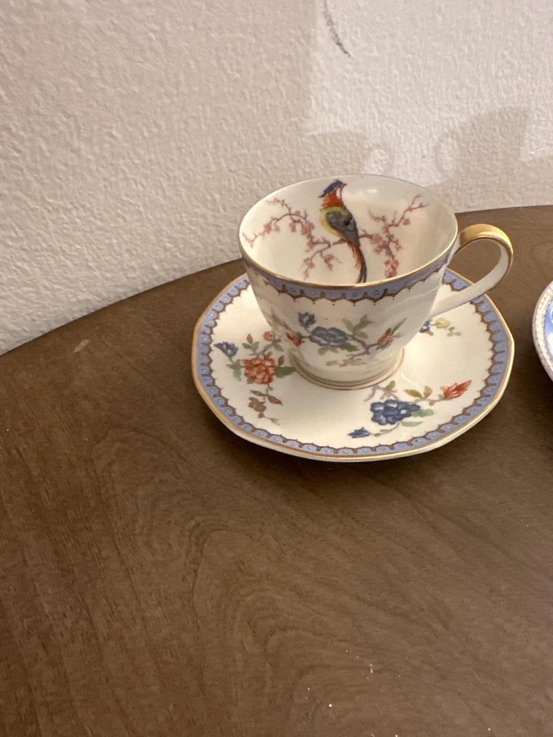 Vintage Tea Cups and Saucers - Set of 7 image indicator(8)