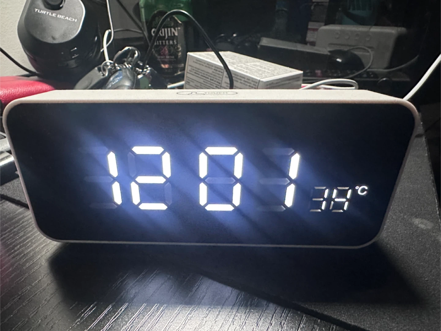 Touch Digital Alarm Clock - photo 2