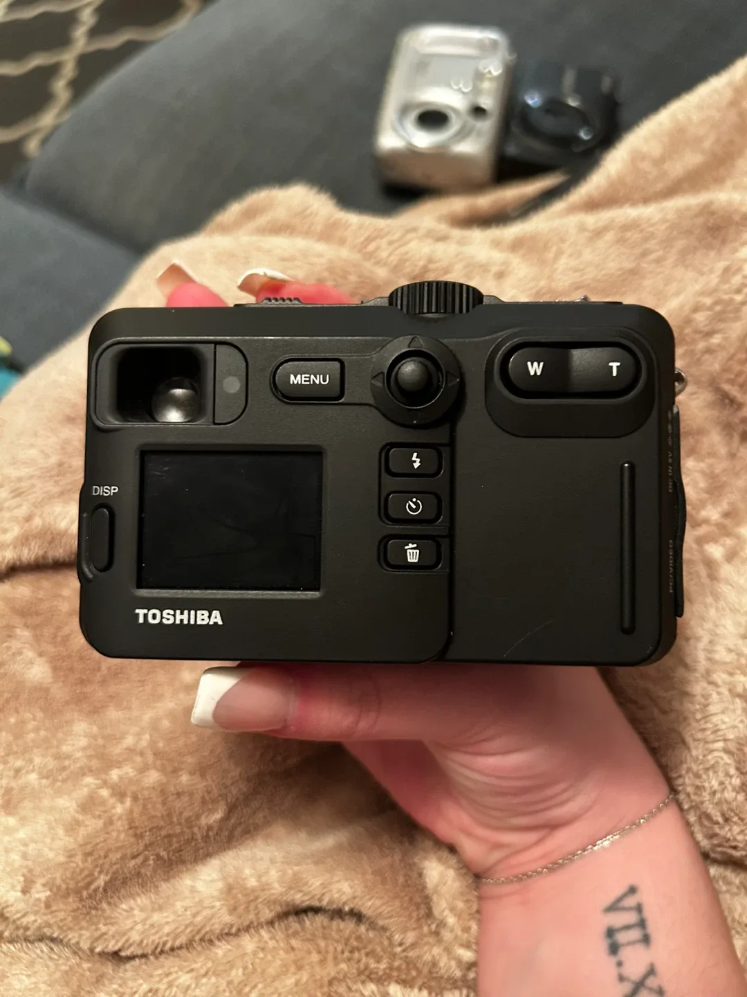 Toshiba PDR-3300 Digital Camera image indicator(2)