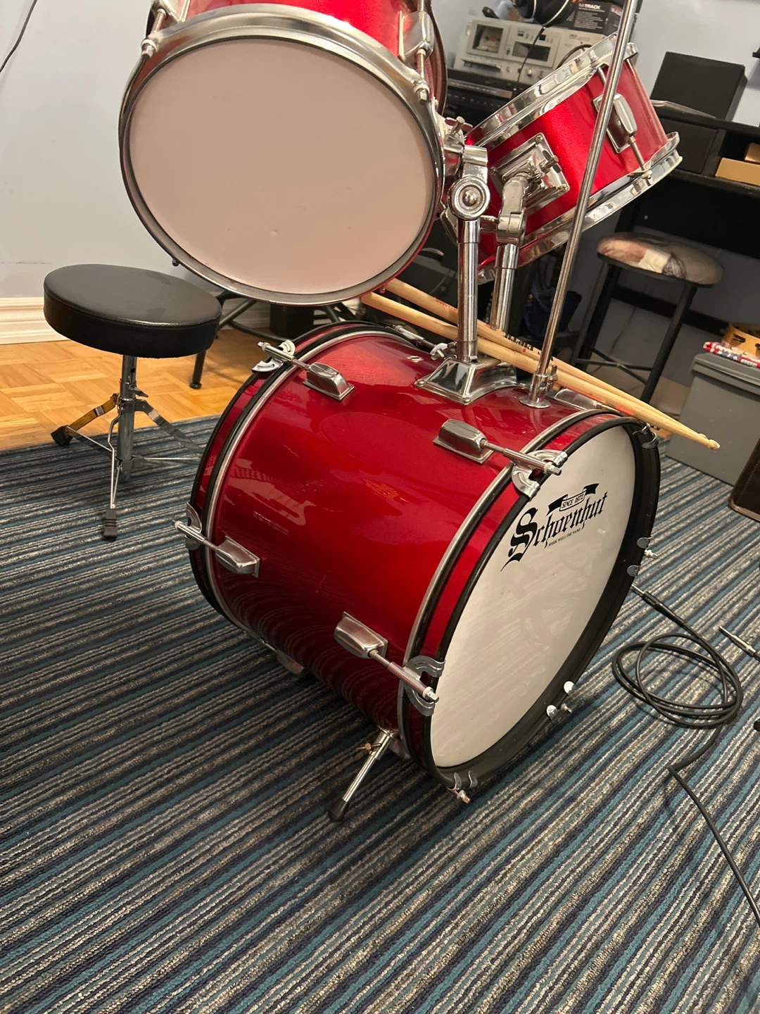 Schoenhut Drum Set - Red - photo 3