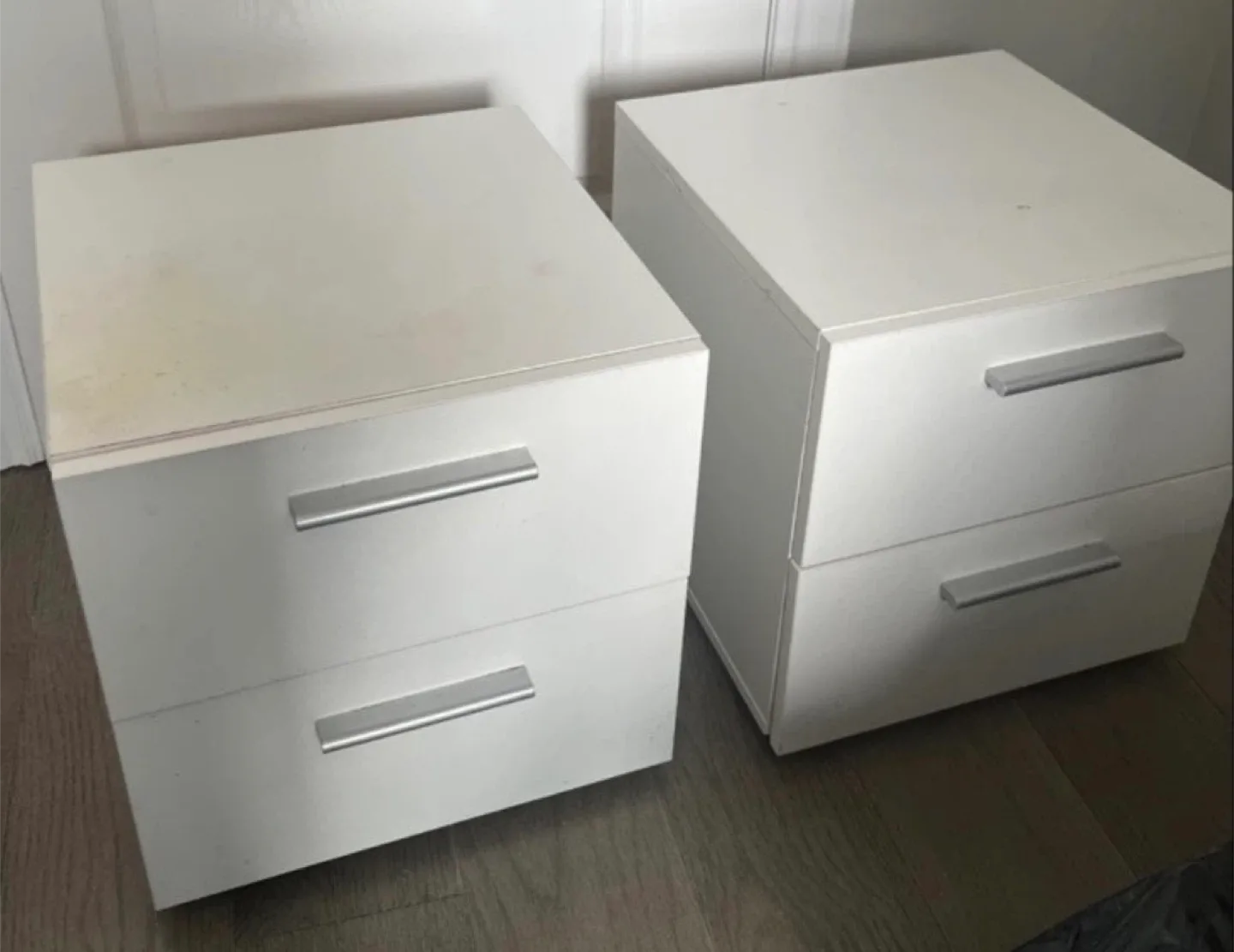 Pair of 2 White Nightstand Drawers image indicator(2)