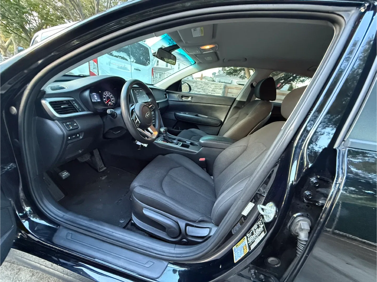 2019 Kia optima image indicator(6)