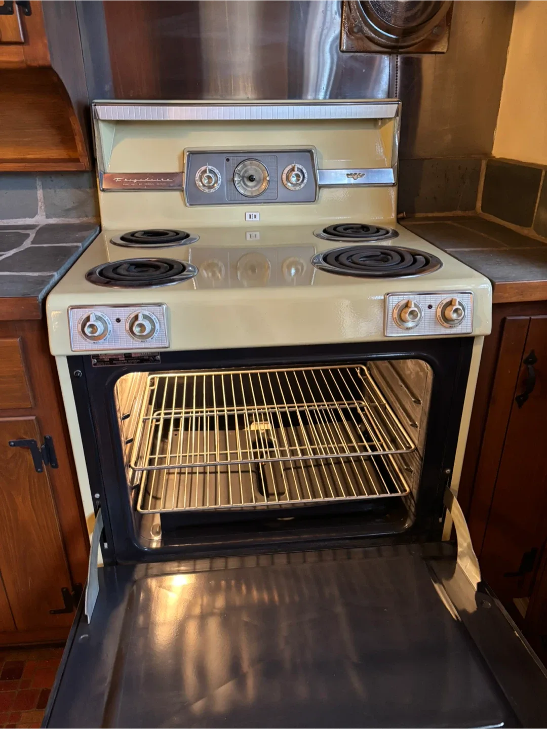 Vintage Frigidaire Electric Range image indicator(3)