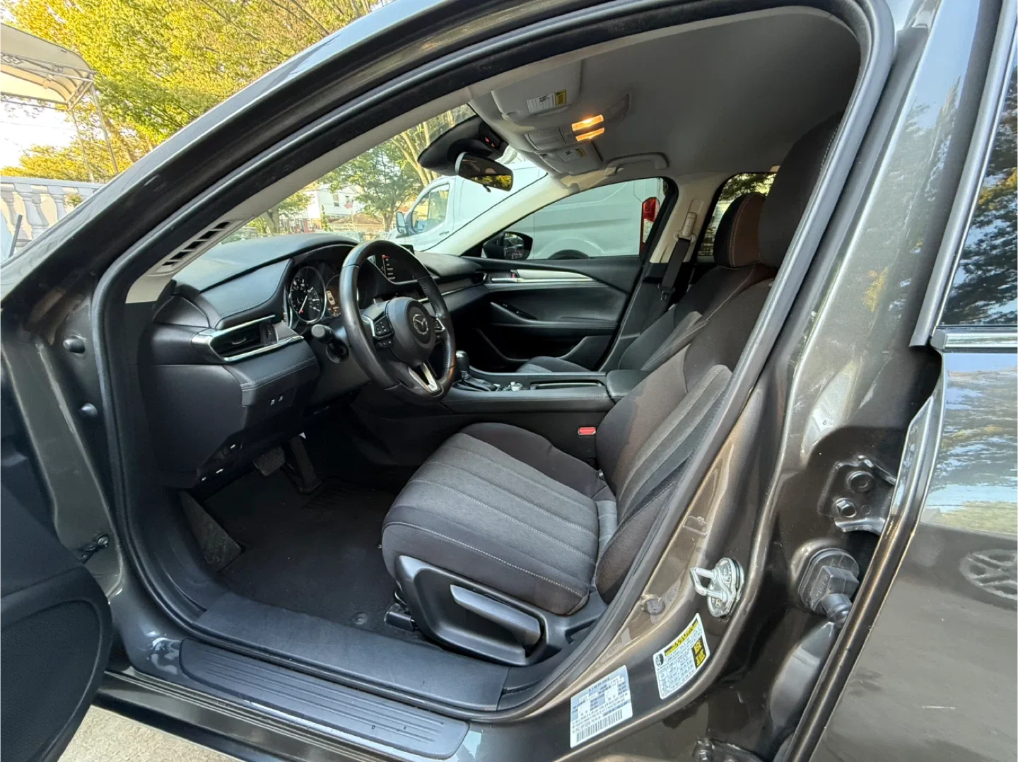 2021 Mazda 6 Sedan - Gray image indicator(6)