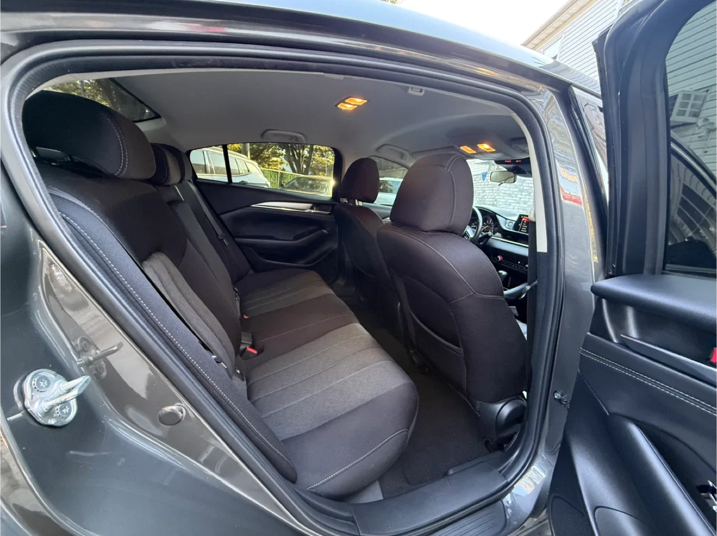 2021 Mazda 6 Sedan - Gray image indicator(5)