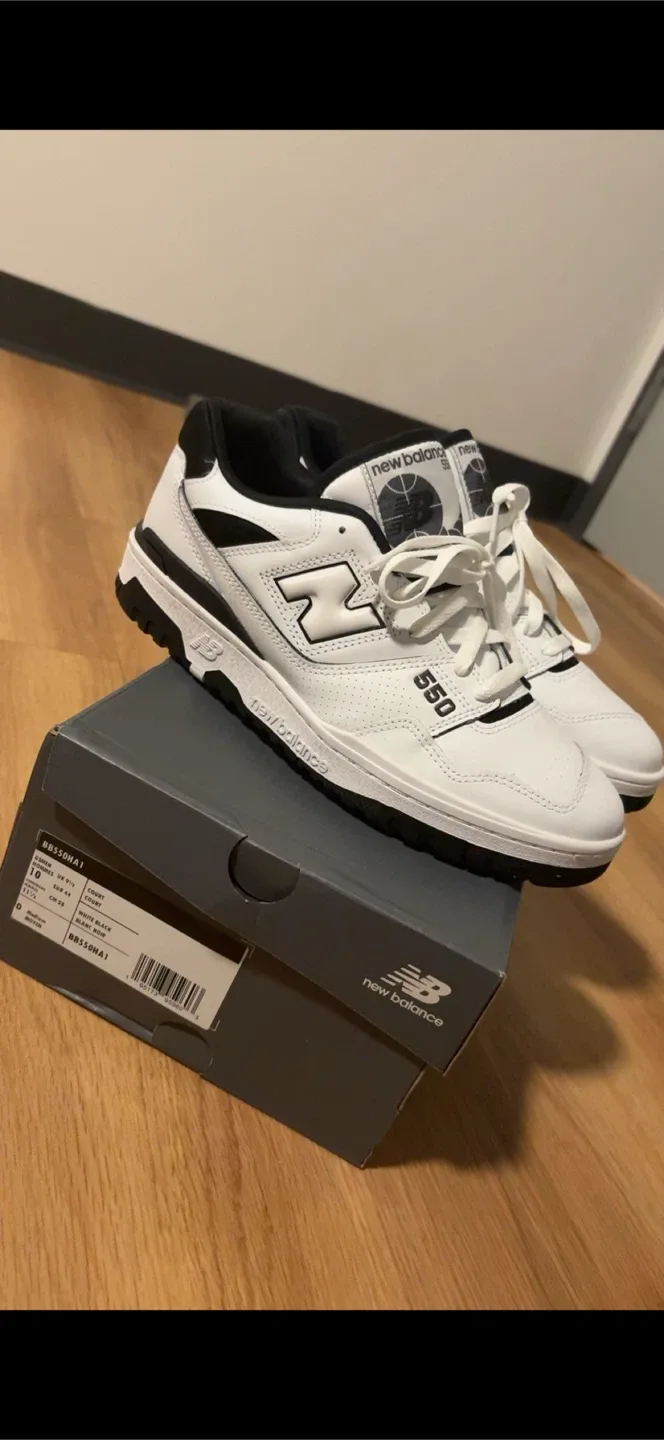 New Balance 550 White Black Size 10