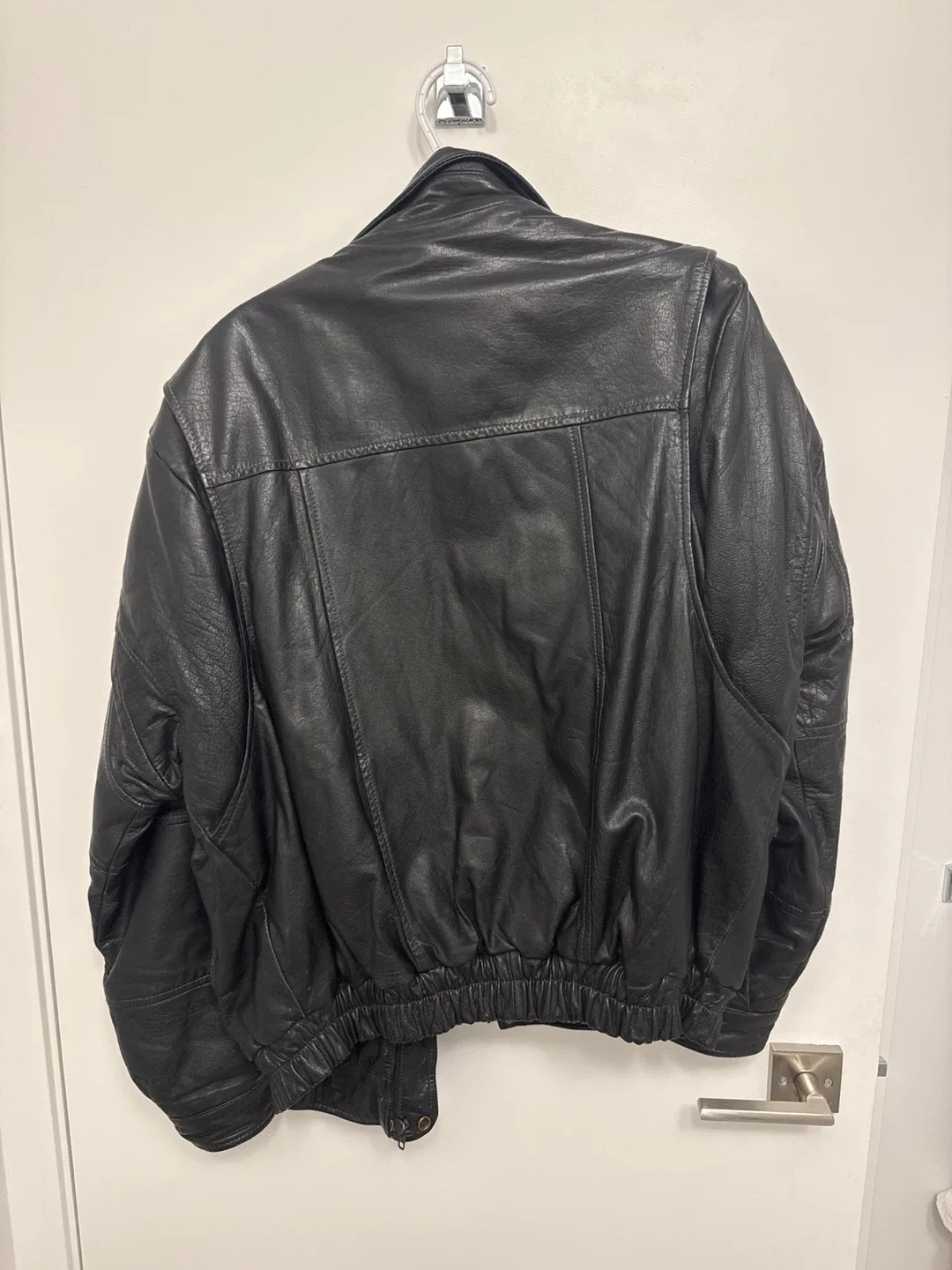 Black Leather Jacket image indicator(2)