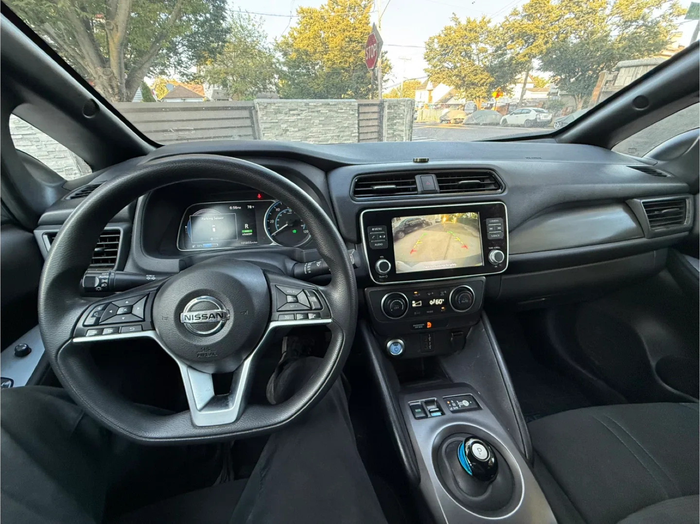 2022 Nissan Leaf - Gray Hatchback electric image indicator(9)