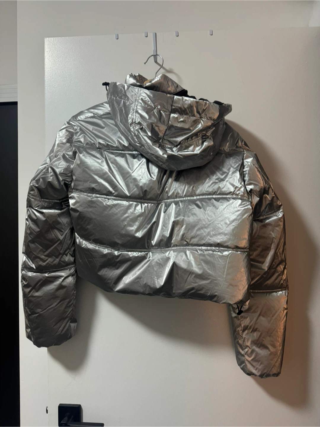 Zara Silver Metallic Cropped Puffer Jacket - photo 3
