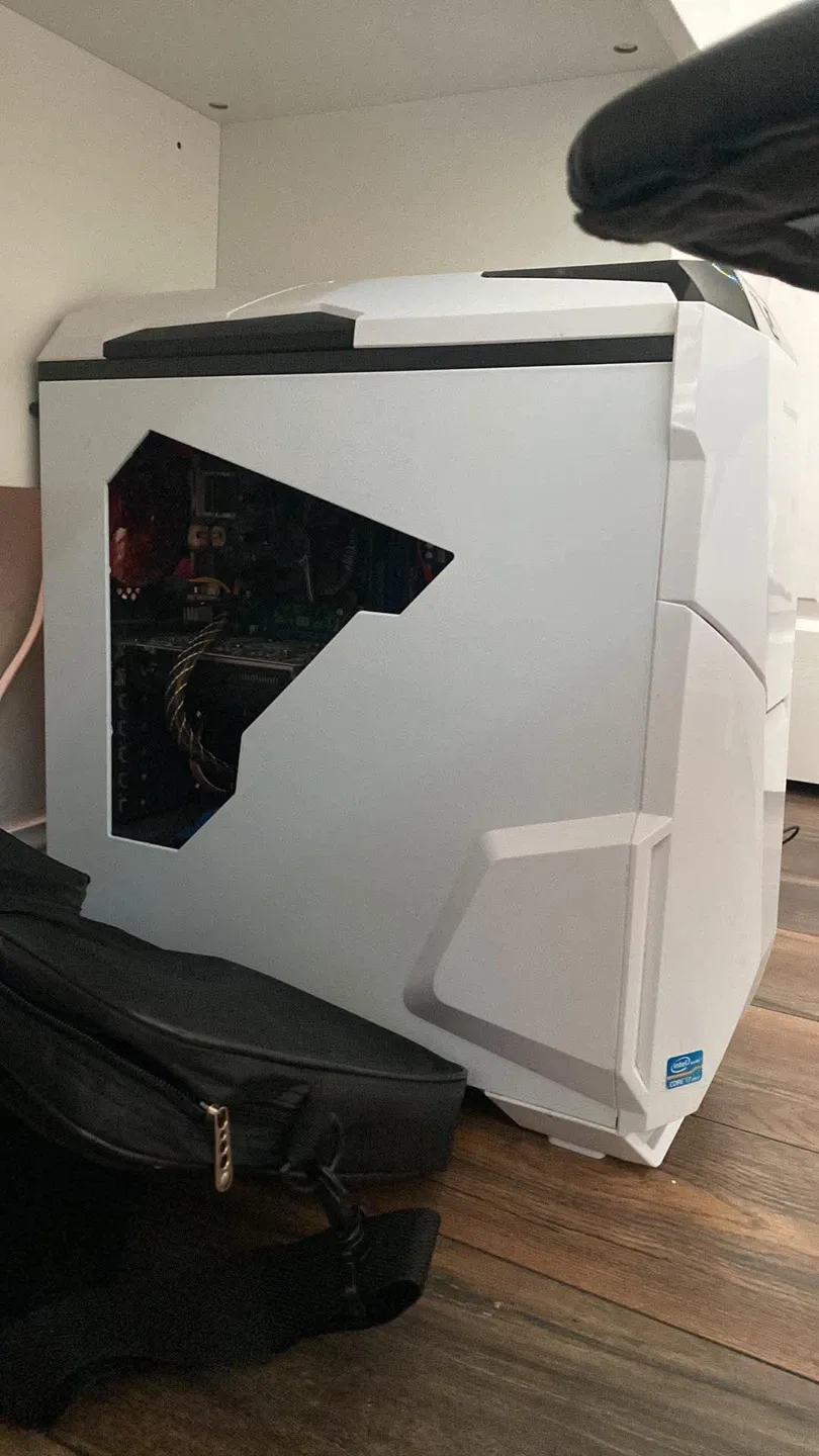 Segotep Gaming PC - White