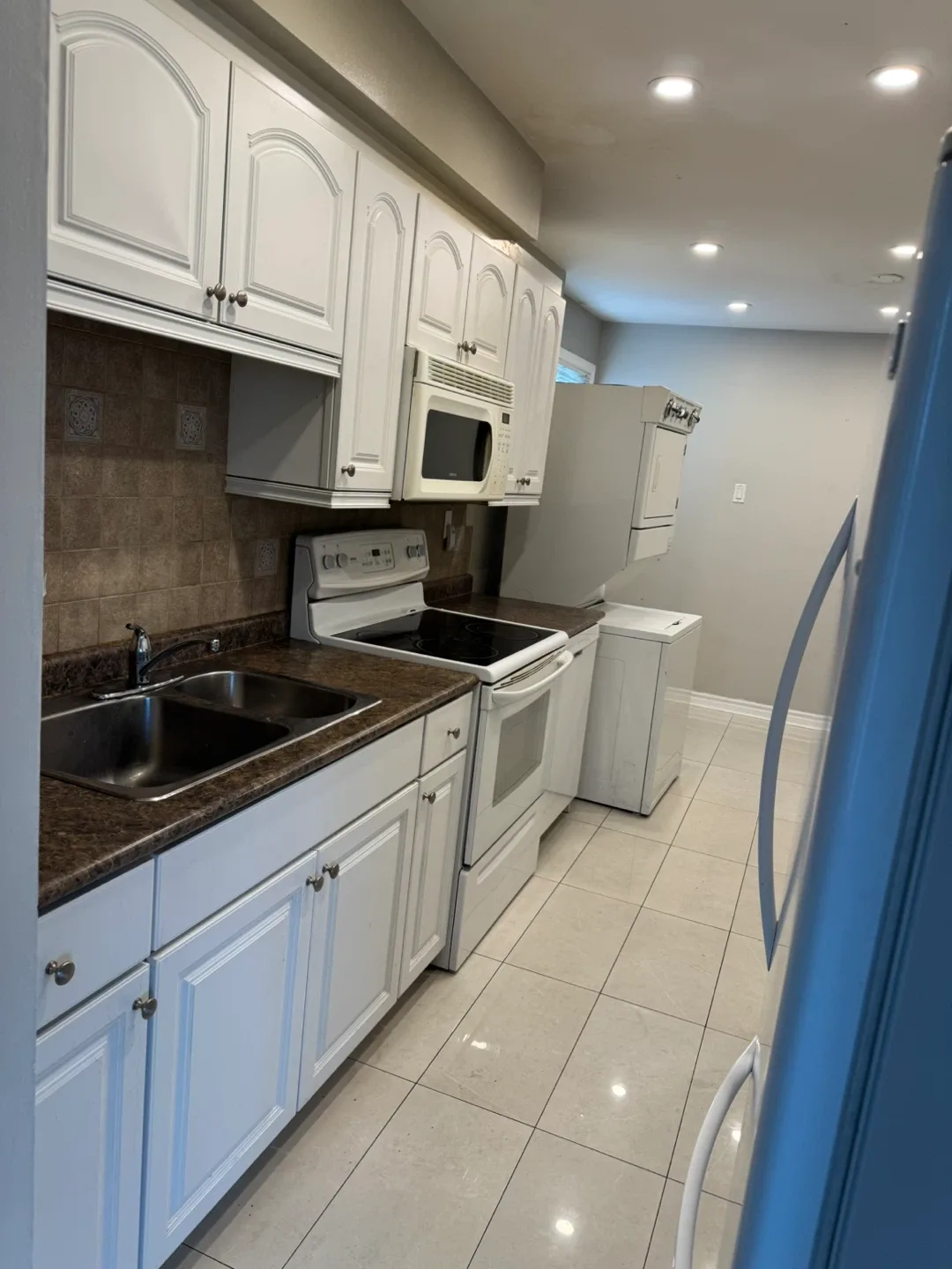 Upper level House for rent $2500 image indicator(2)