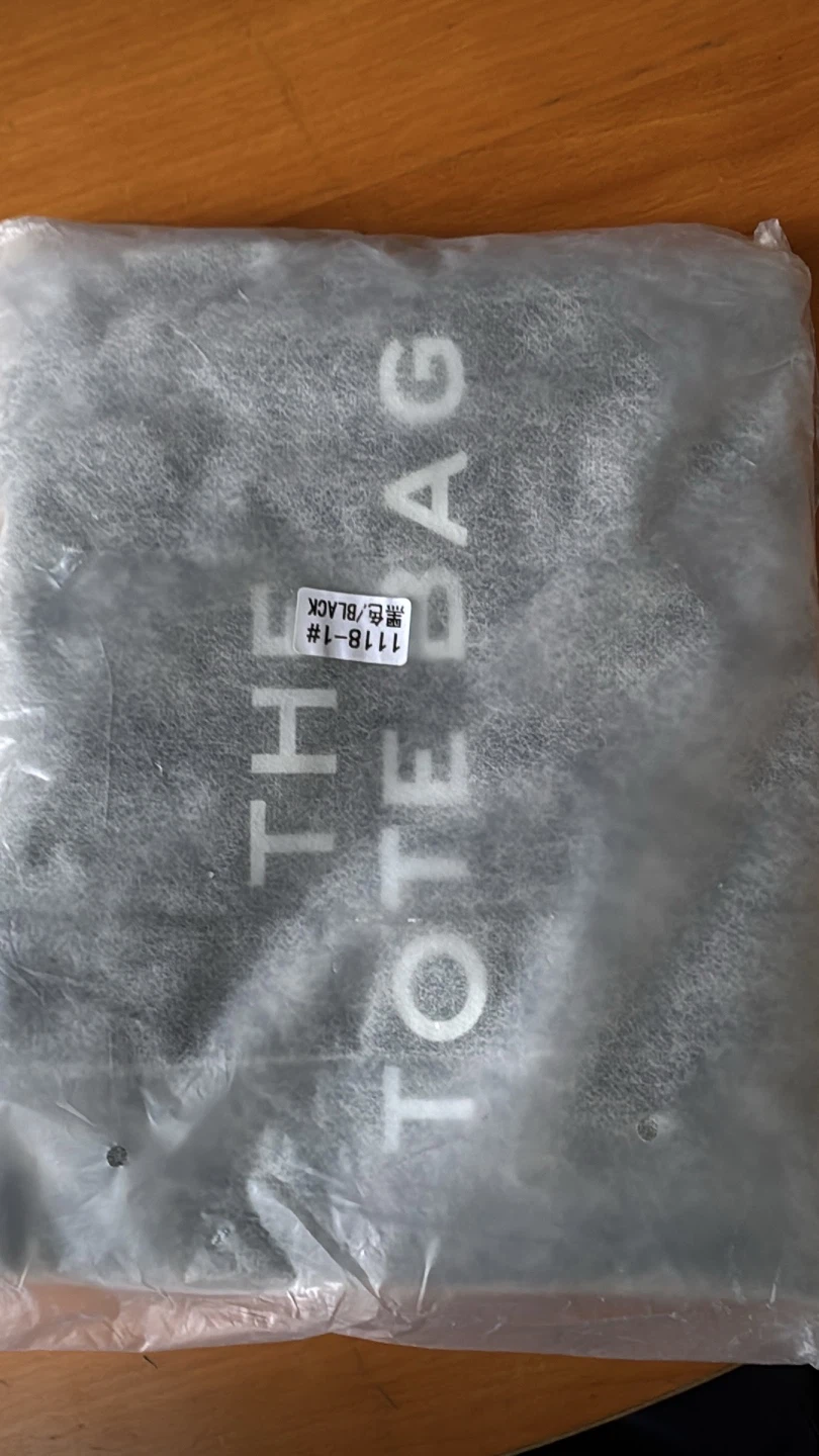 The Tote Bag - Black - Like New! - photo 3