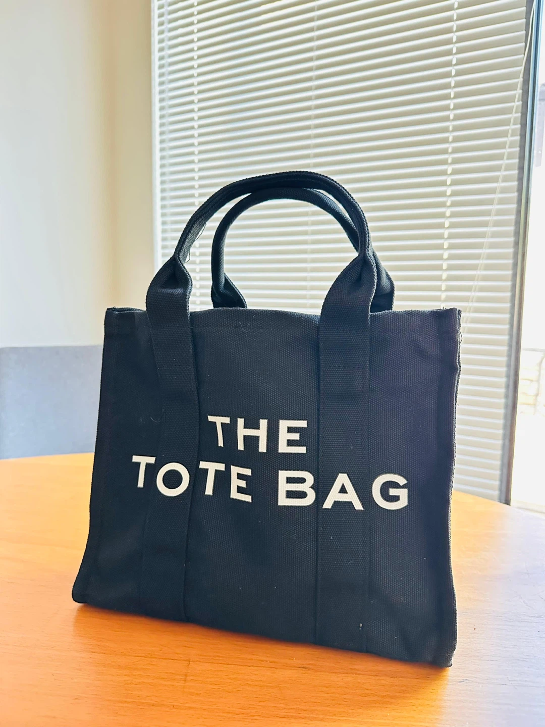The Tote Bag - Black - Like New! - photo 2