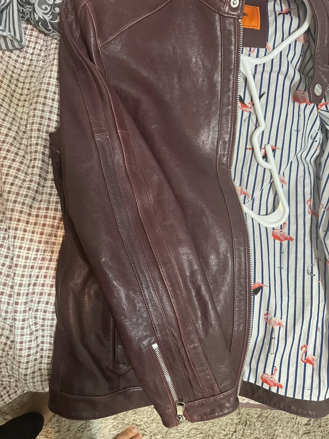 Burgundy Leather Jacket Size Medium image indicator(3)