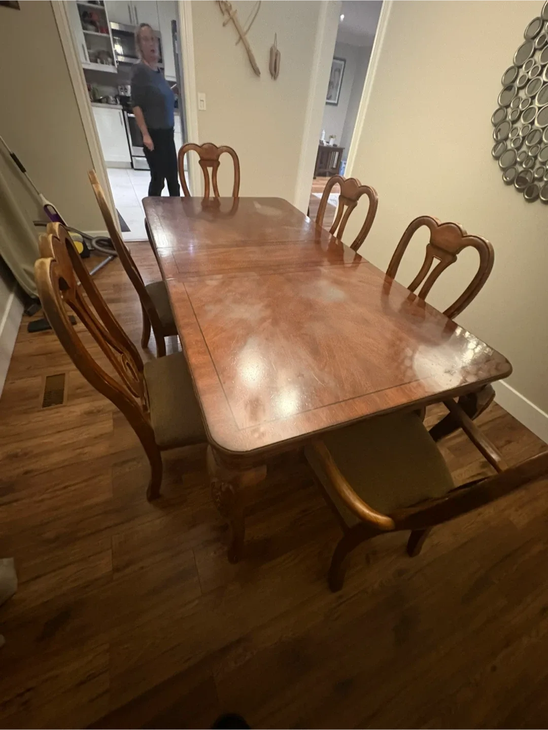 Dining Table with 6 Chairs image indicator(2)