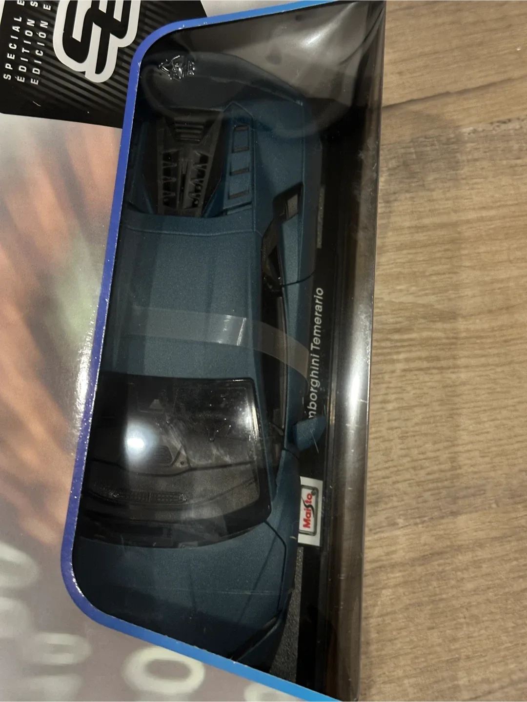 Maisto Lamborghini Temerario 1:18 Scale Model Car - New image indicator(2)