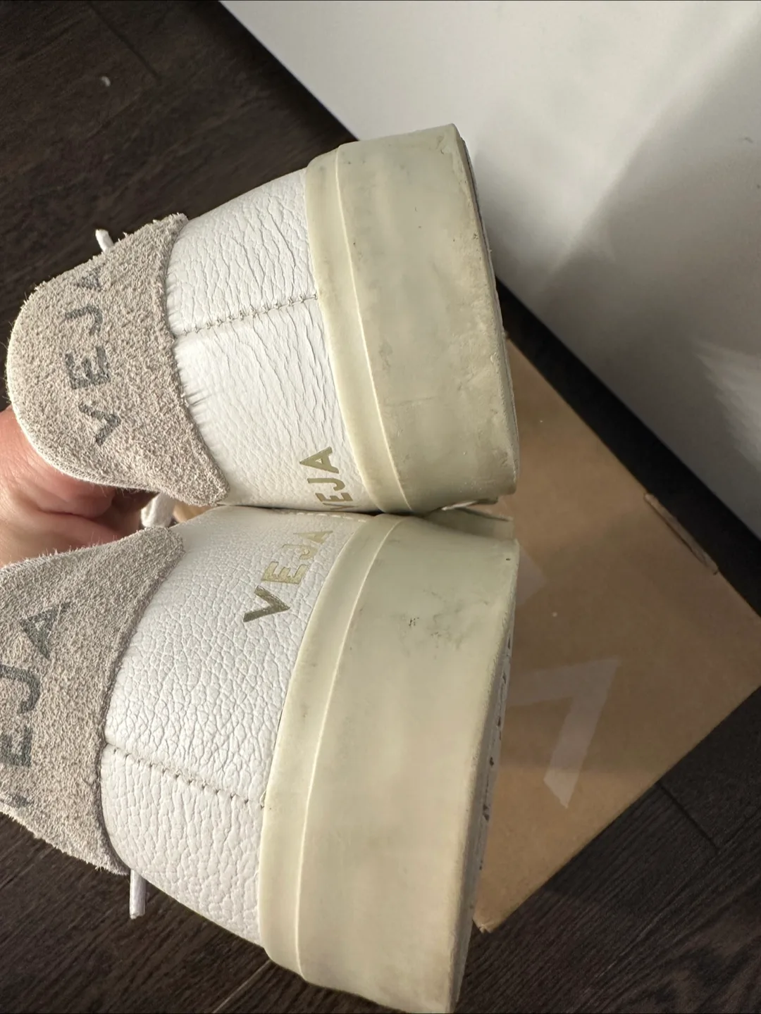 Veja White Leather Sneakers image indicator(5)