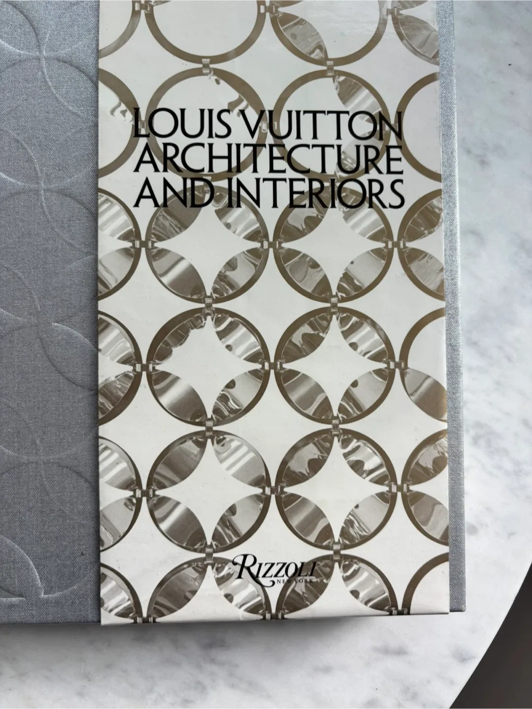 Louis Vuitton Architecture and Interiors Book image indicator(2)