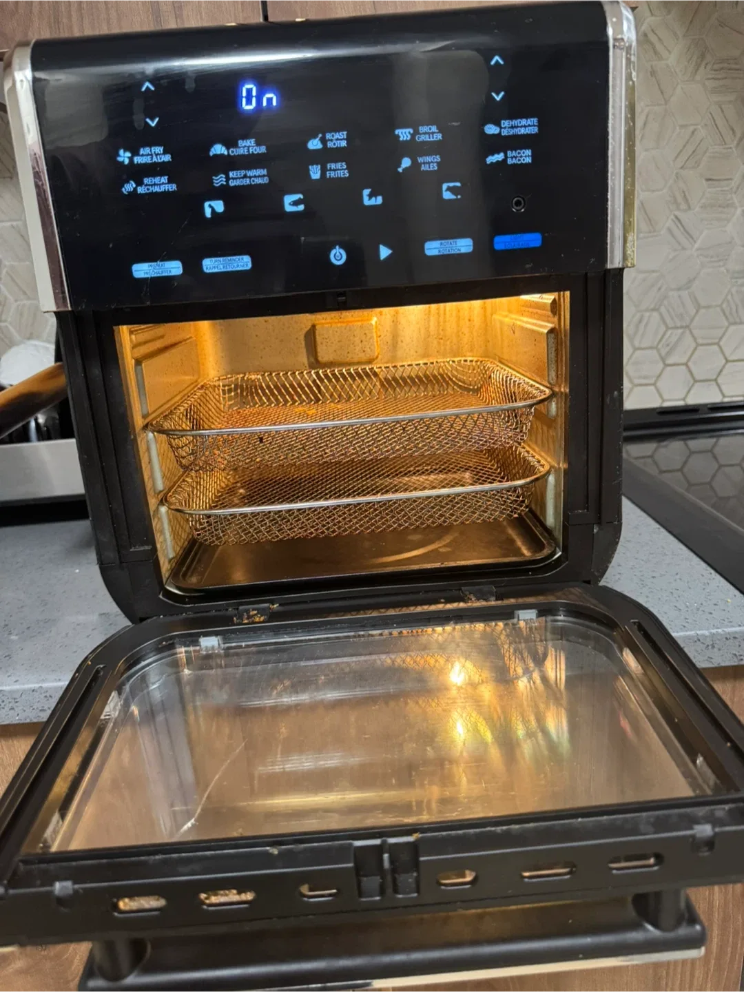 Gourmia All-in-One 14-Quart Air Fryer image indicator(2)