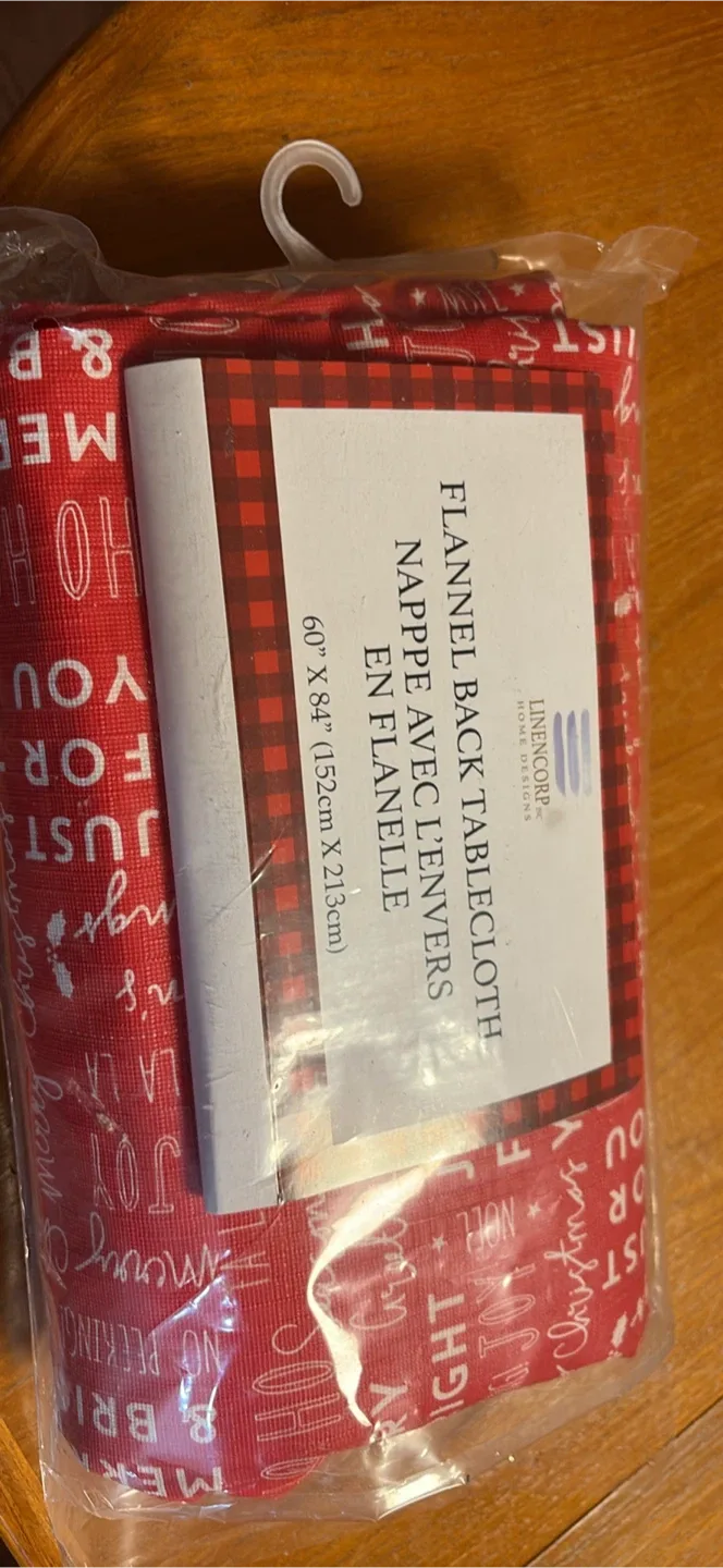 LinenCorp new festive  Flannel Back Tablecloth 60" x 84"
