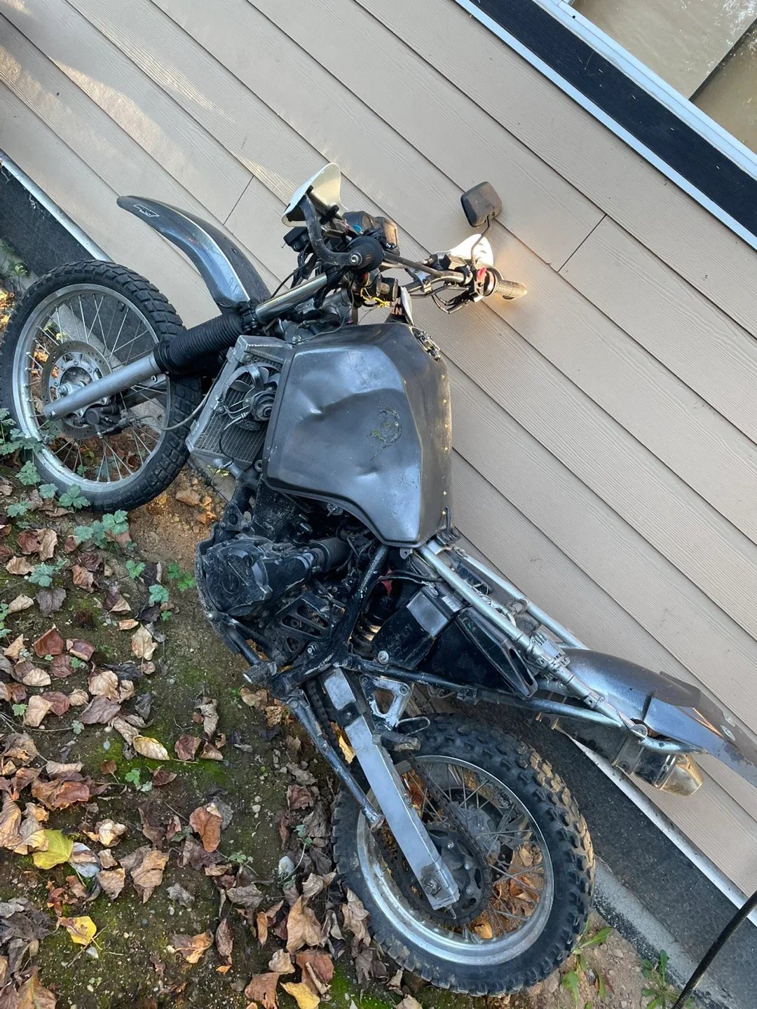 Damaged Dirt Bikes (3) - Parts or Repair image indicator(3)