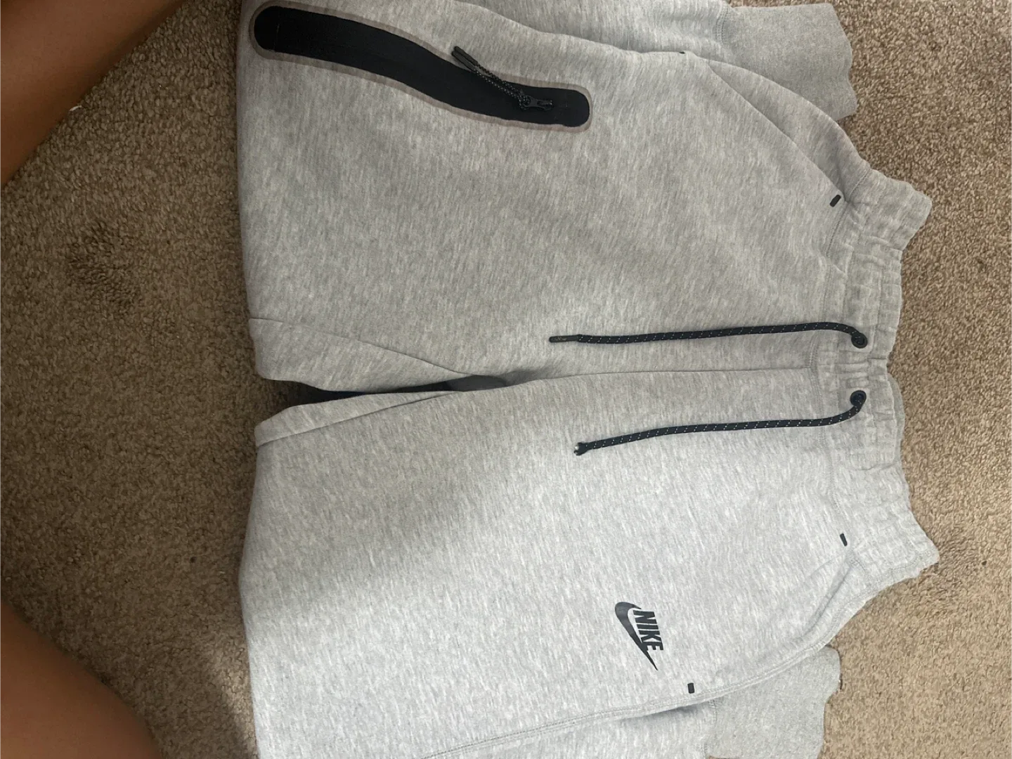 Nike Tech Fleece Pants - XS - Grey