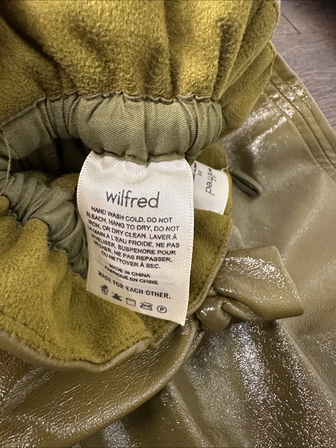 Wilfred Olive Green Faux Leather Pants - Size XS image indicator(4)