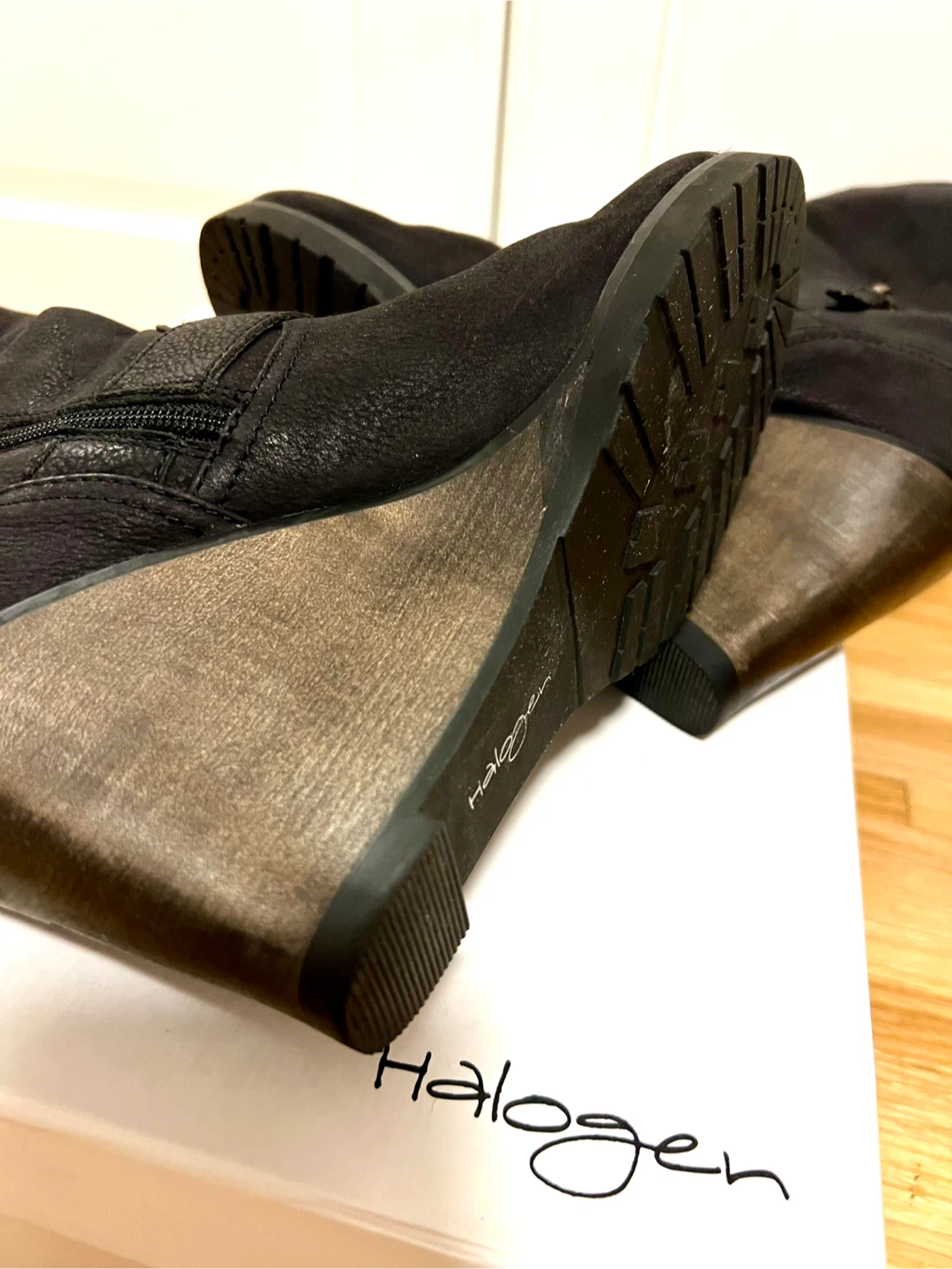 Brand new leather wedge boots - photo 4