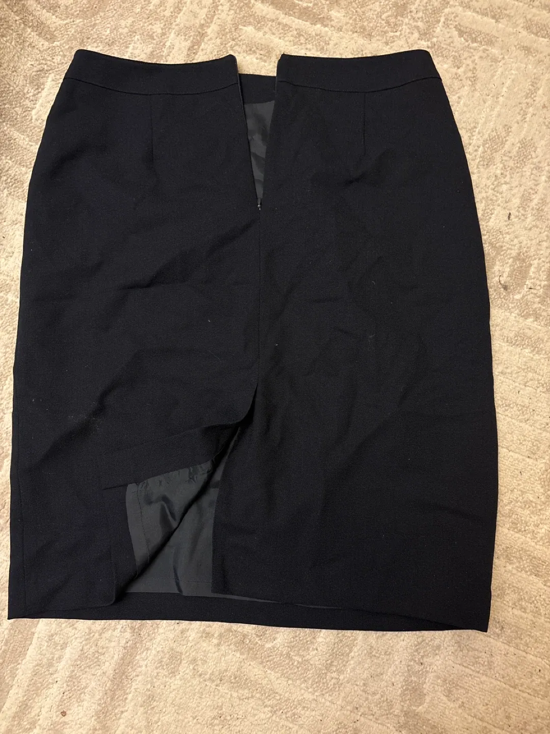 D'Oraz Black Wool Skirt - Size14 image indicator(2)