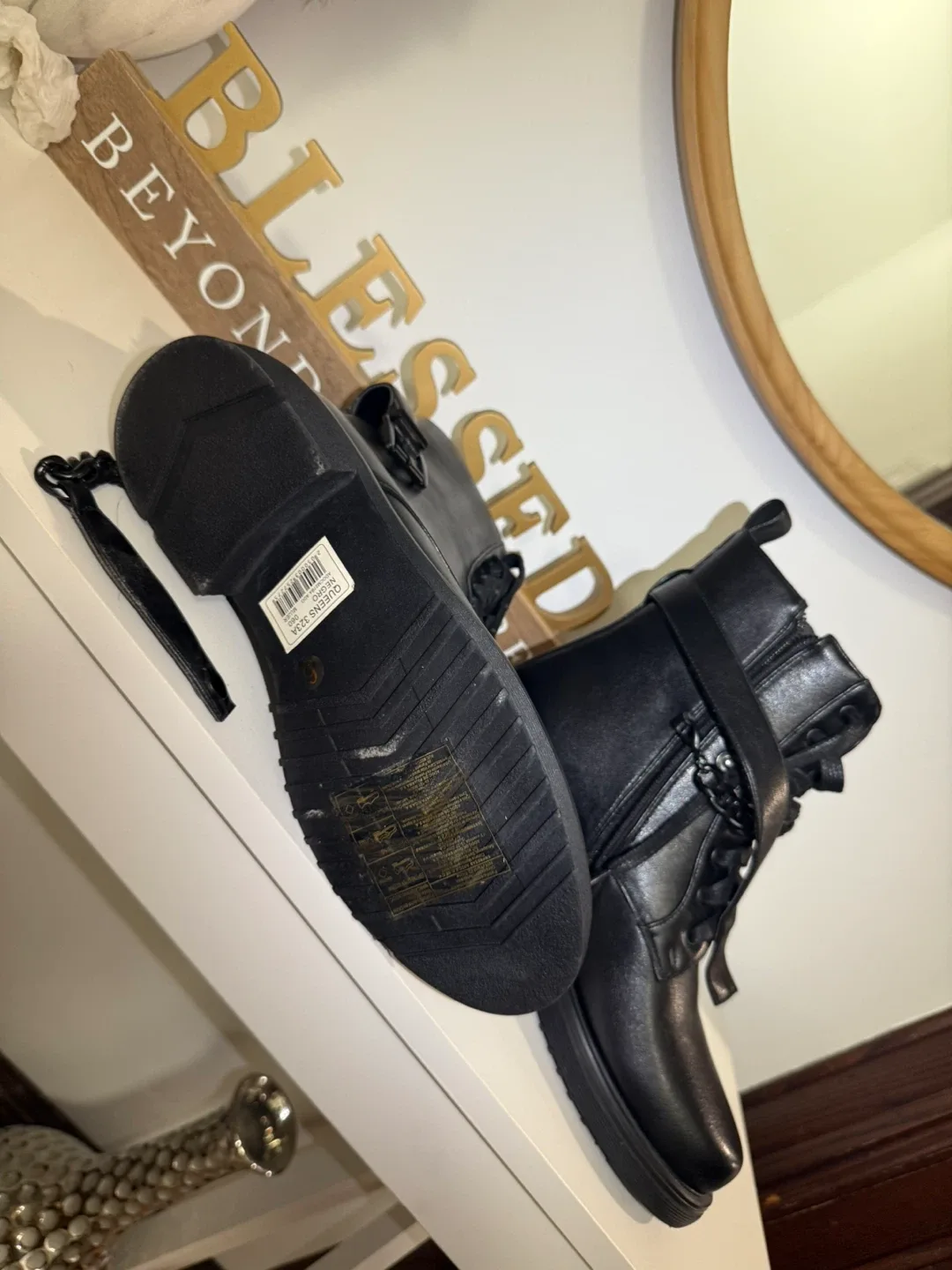 Black Ankle Boots Size 6 image indicator(4)