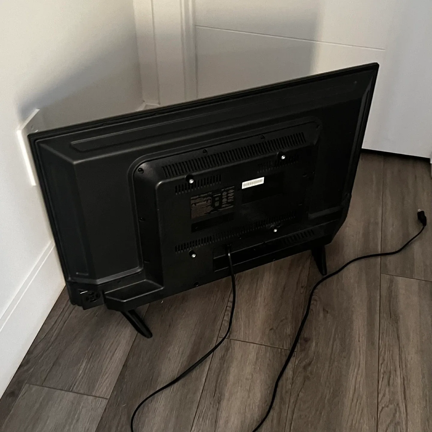 32" RCA Smart TV image indicator(4)