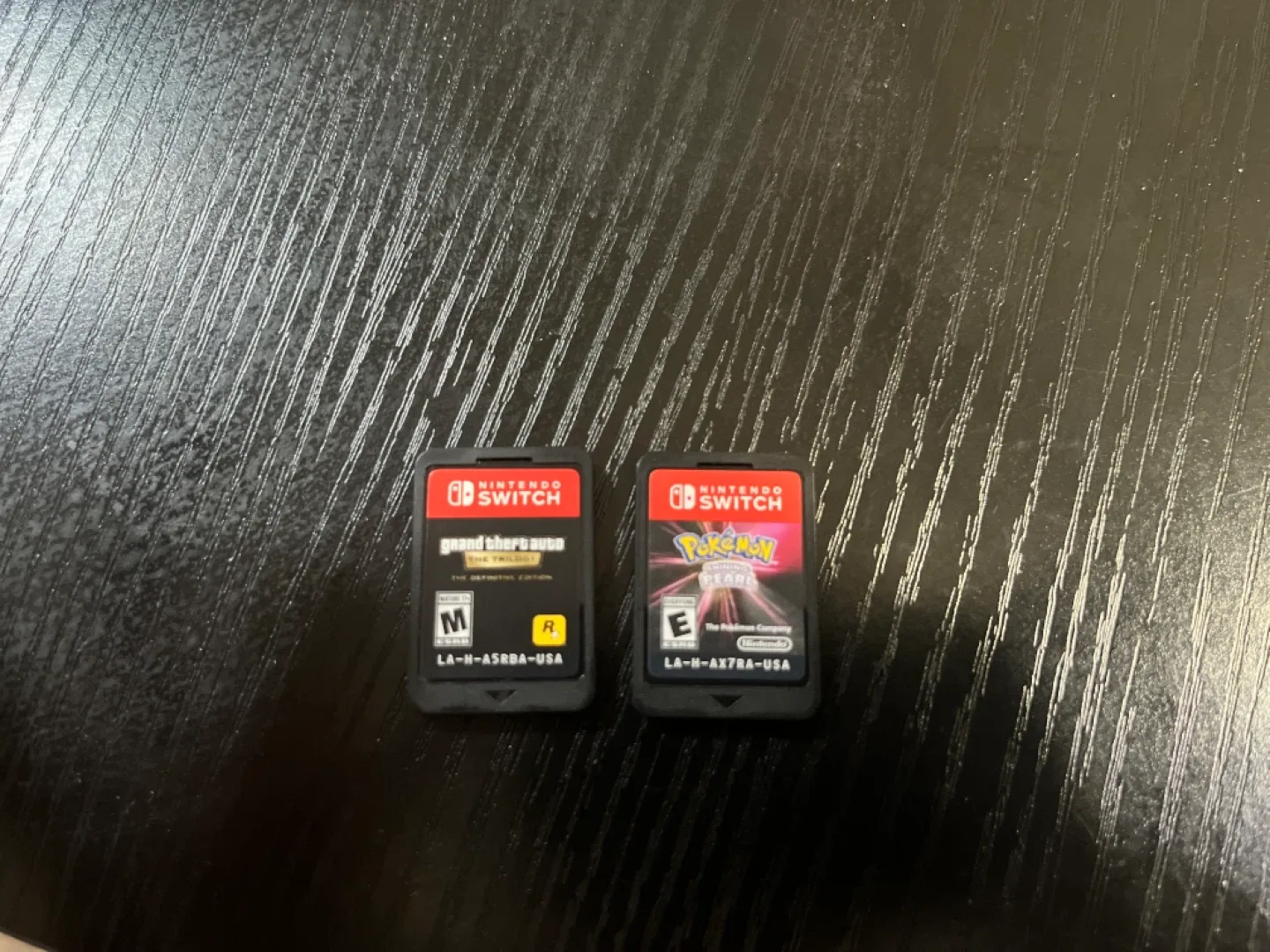 Nintendo Switch Lite Coral + 2 Games & Case image indicator(4)