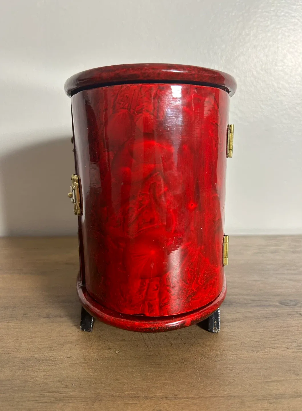 Vintage Chinese Rosewood Jewelry Box - Too Good to Miss! image indicator(6)