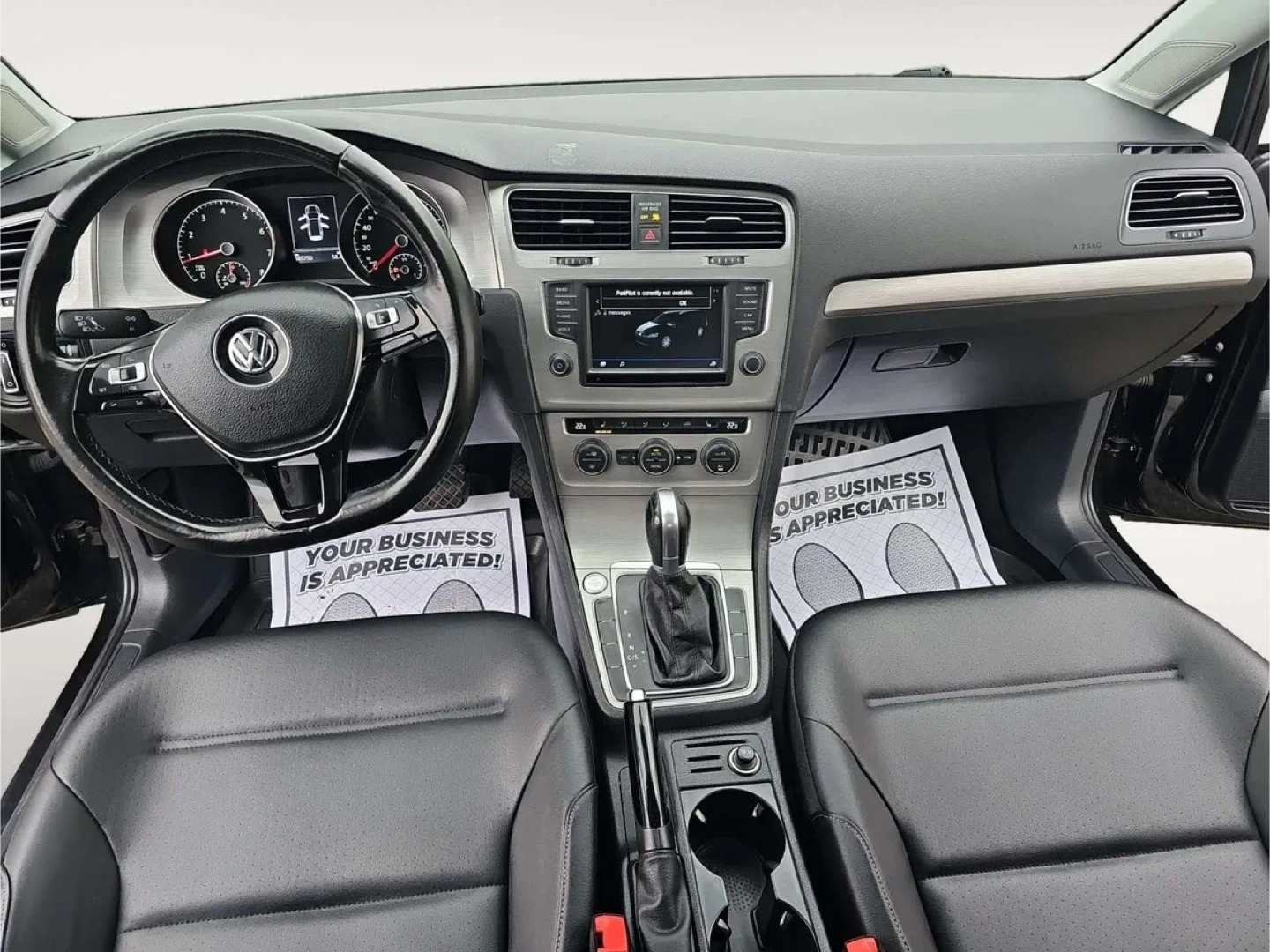 2017 Volkswagen Golf SportWagon - Black image indicator(6)