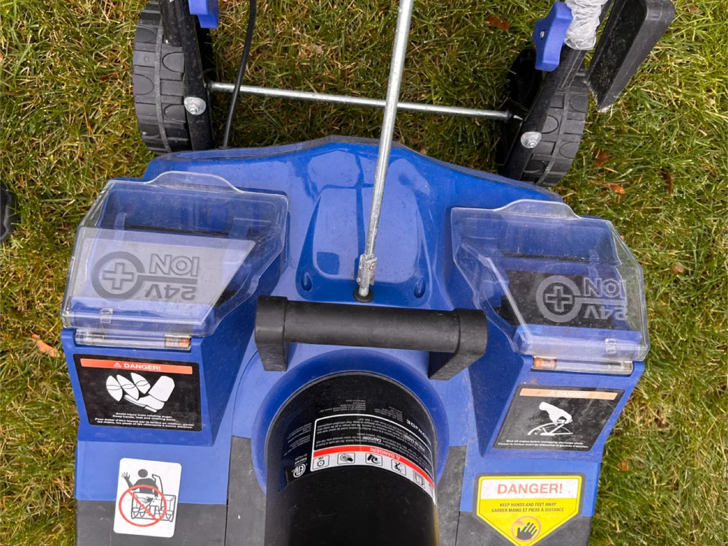 Snow Joe 24V-X2-SB18 Cordless Snow Blower